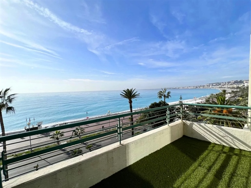 Luxuriöse Wohnung mit Panorama-Meerblick in Nizza