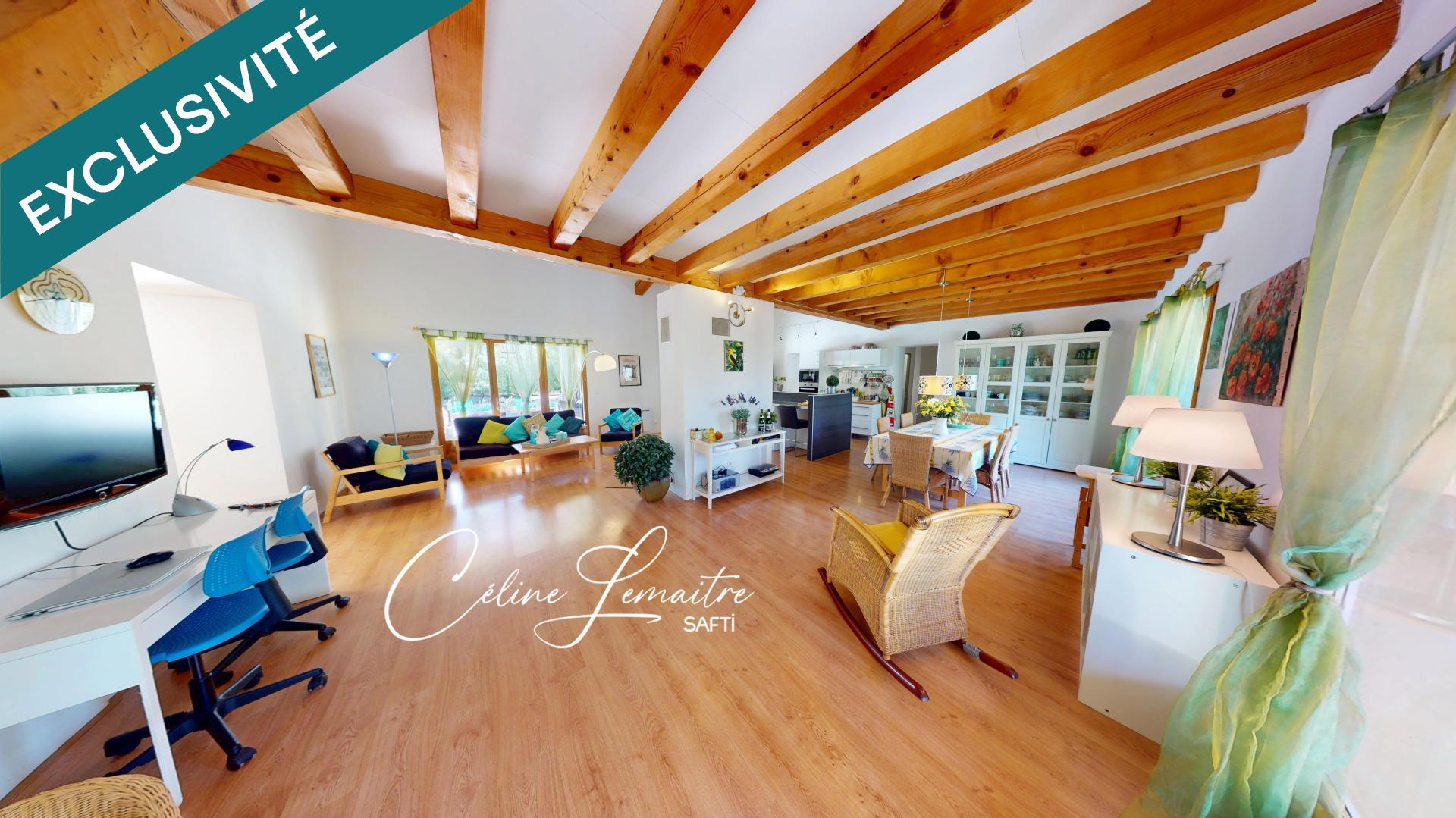 Purchase: Luxury property (83510)