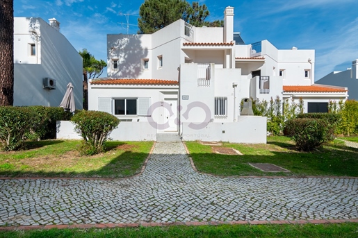 Three bedroomed townhouse in Vale do Lobo