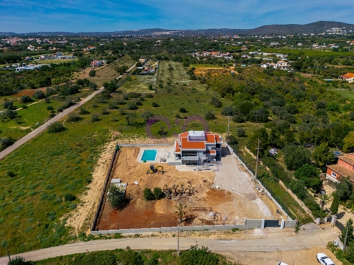 Turnkey 5-Bedroom New Build Villa in Fonte Santa, Algarve