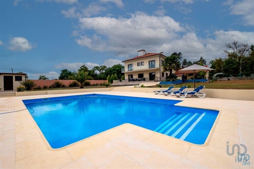 Home / Villa met 6 Kamers in Coimbra met 584,00 m²