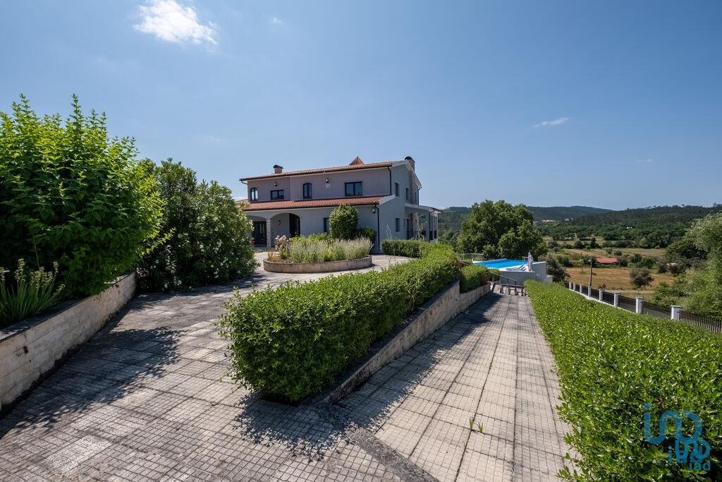 Inicio / Villa en el Coimbra, Arganil
