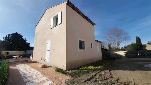 New bastide built in the ground, with garage construction Rt2012