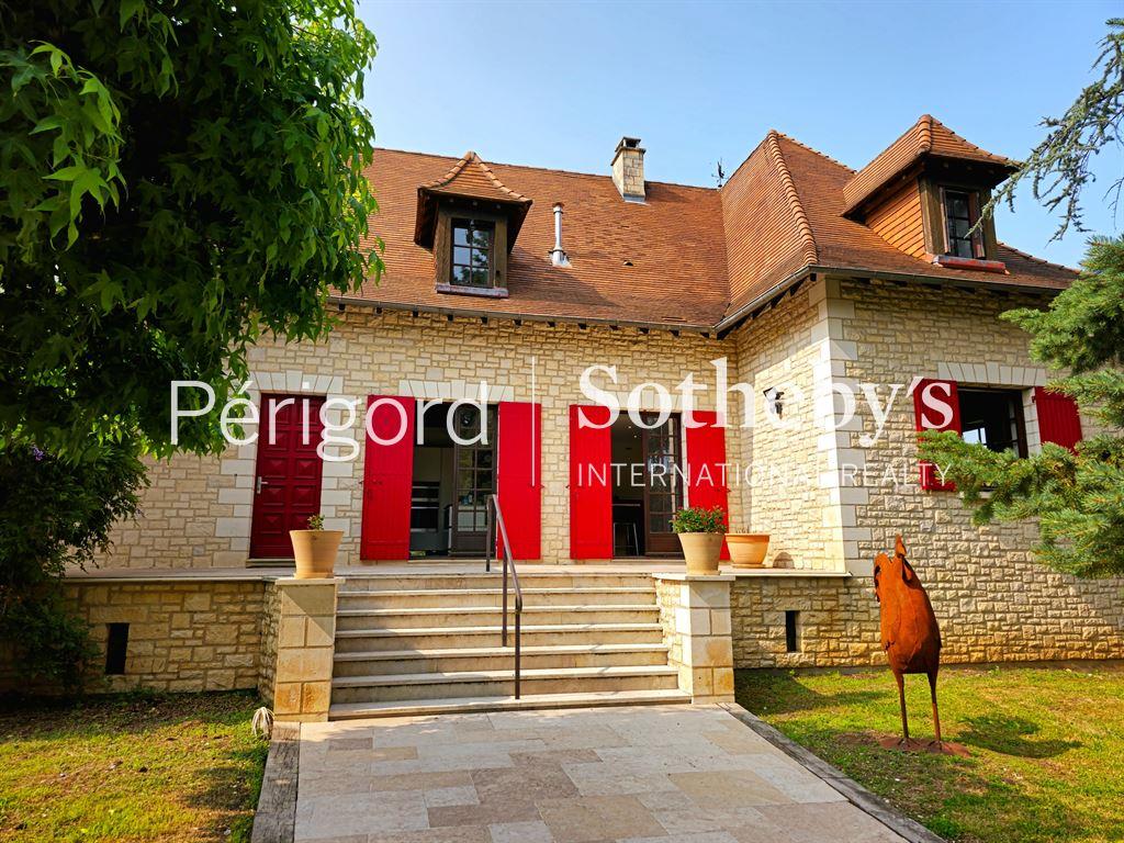 Exceptional Périgourdine Property Near Périgueux