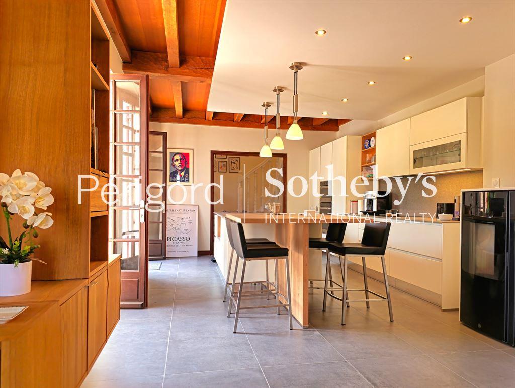 Exceptional Périgourdine Property Near Périgueux
