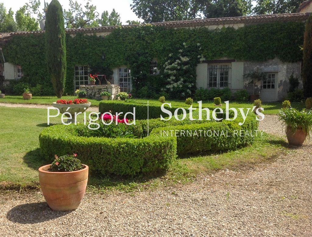 Compra: Propiedad de lujo (47120)
