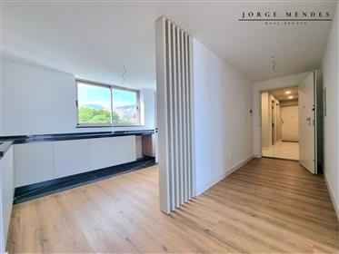 Apartamento para venda no Funchal - exclusivo e confortável com incrível vista para a cidade e para