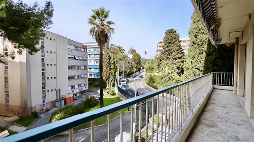 4-Room apartment with balcony in Cimiez