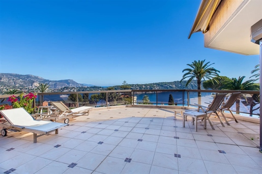 Cap de Nice, luxueux appartement-villa de 170 m² avec 200 m² de terrasse dans résidence de prestige