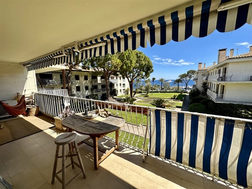 Magnifique appartement avec vue mer à Saint-Jean-Cap-Ferrat