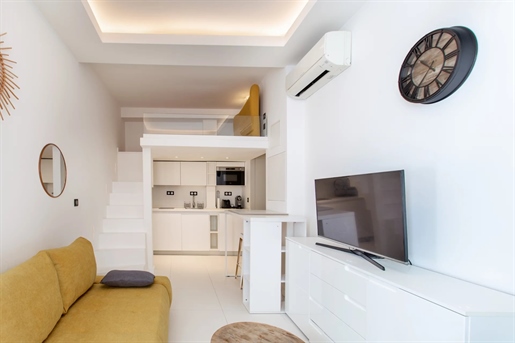 Mooie 2 kamers gerenoveerd op 100 meter van de Promenade des Anglais