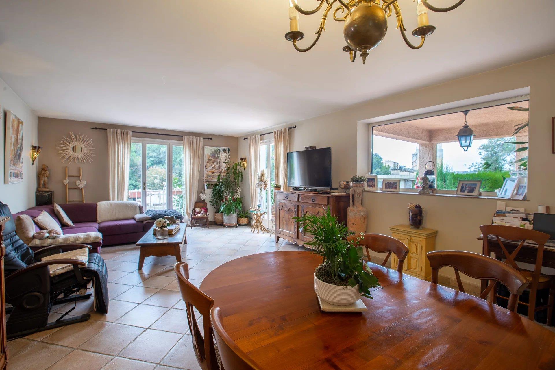 Maison à vendre, 5m², Nice