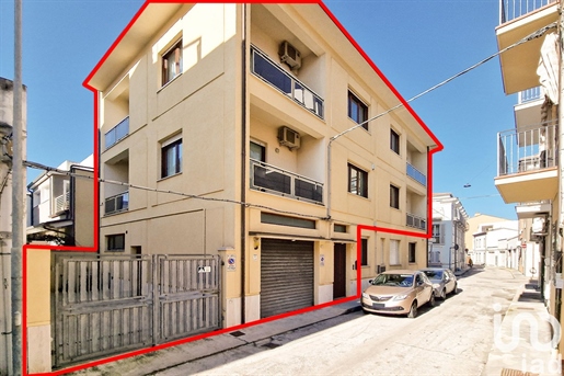 Vendita Appartamento 425 m² - 3 camere - Civitanova Marche