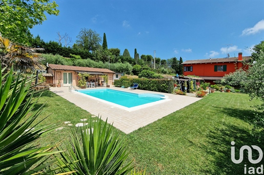 Verkauf Einfamilienhaus / Villa 300 m² - 4 Zimmer - Civitanova Marche
