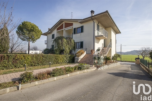 Sale Apartment 135 m² - 3 bedrooms - Osimo