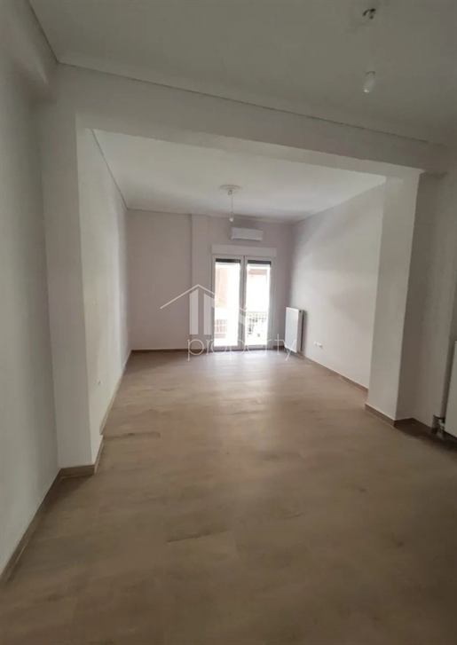 500670 - Appartement à vendre, Exarchia - Neapoli, 62 m², €175.000
