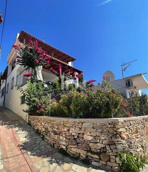 399547 - Casa indipendente In vendita, Samos, 136 mq, €180.000