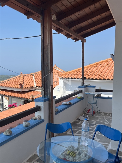 399547 Detached house For sale, Samos, 136 sq.m., €180.000