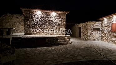 Italská vila postavená z toskánského kamene | Porto Santo