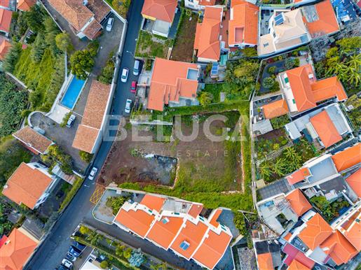Land With Approved Project For 4 Townhouses | Achada (Funchal)