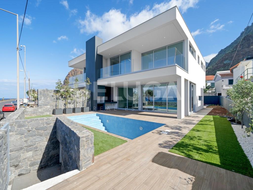 Luxury 4 Bedroom Villa || Madalena Do Mar (Ponta Do Sol)