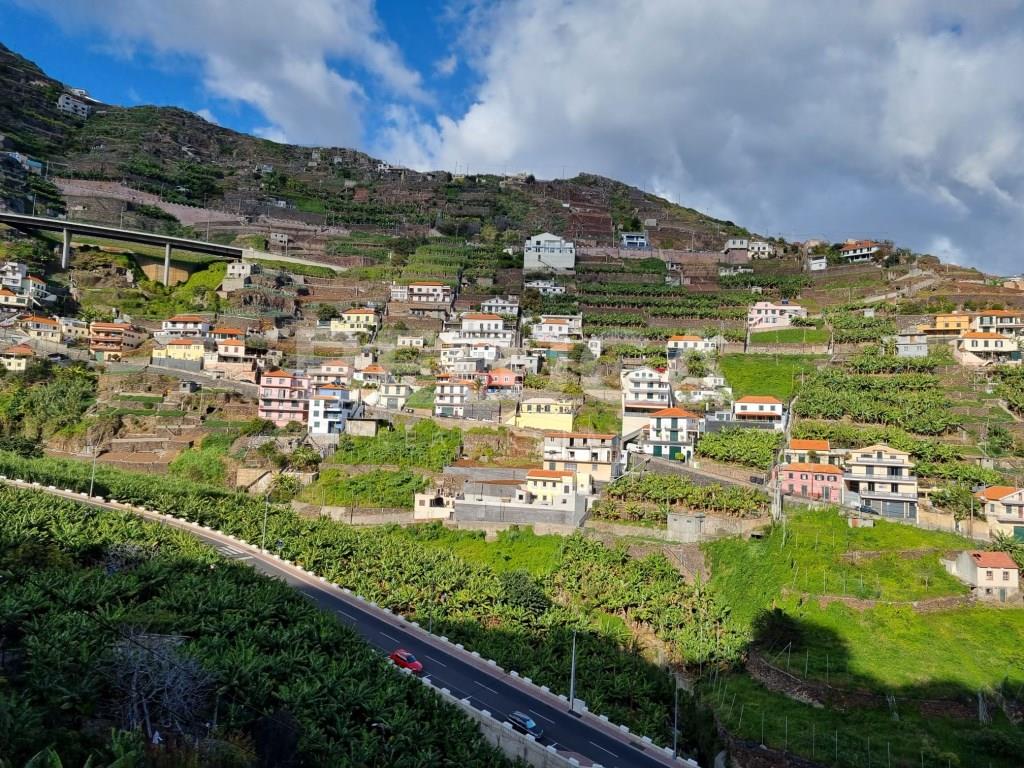 Building Plot With 2110m² | Cam Do Terço - Câmara De Lobos