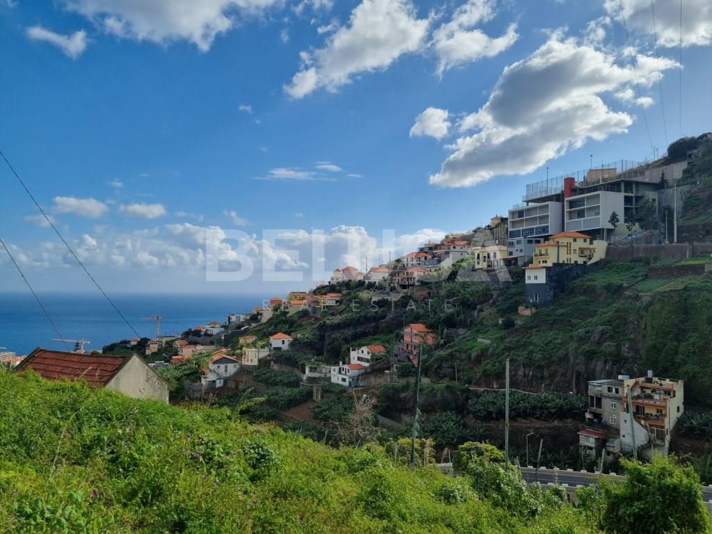 Building Plot With 2110m² | Cam Do Terço - Câmara De Lobos