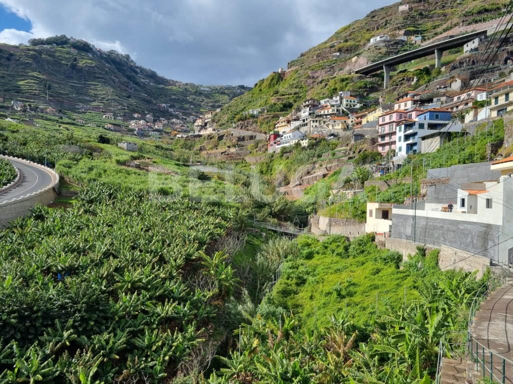 Building Plot With 2110m² | Cam Do Terço - Câmara De Lobos