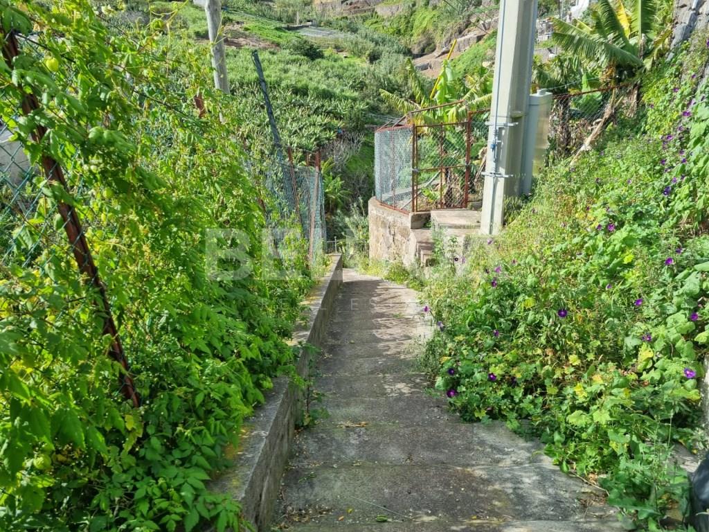 Building Plot With 2110m² | Cam Do Terço - Câmara De Lobos
