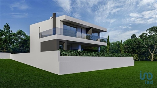Casa de Cidade T4 em Faro de 293,00 m²