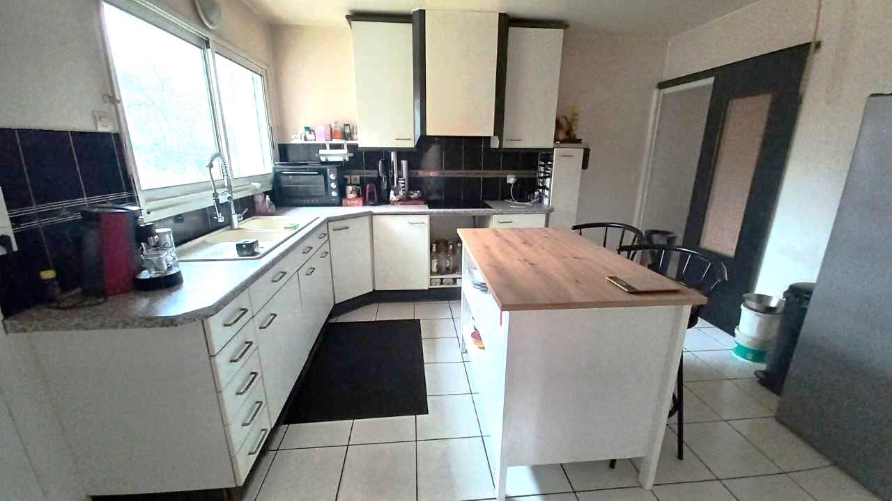 Purchase: House (40000)
