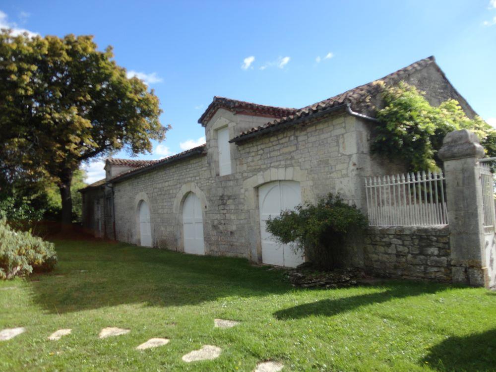Beautiful and large family property with dovecote. Excellent condition