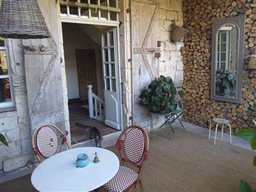 Charming house in the village, quality renovation. Numerous Ancient Elements