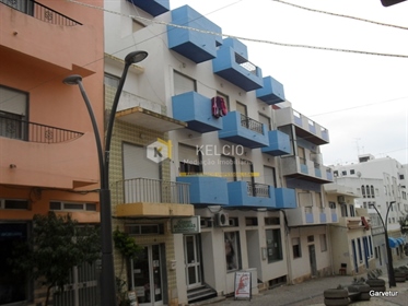 Mehrfamilienhaus 7 Schlafzimmer Verkaufen em Quarteira,Loulé