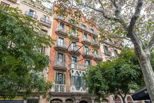 Apartamento de estilo modernista catalán