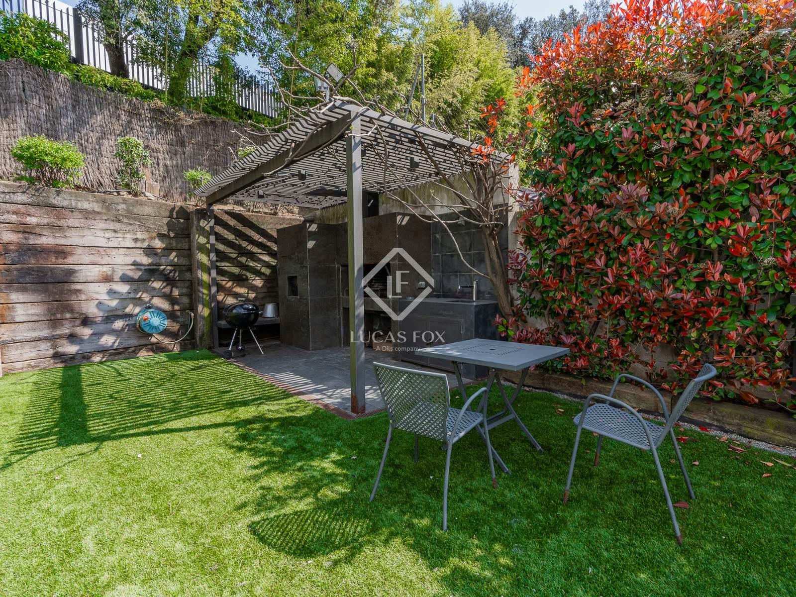 Purchase: House (17003)