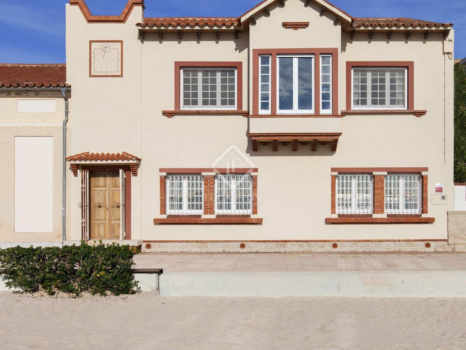 Purchase: House (43700)