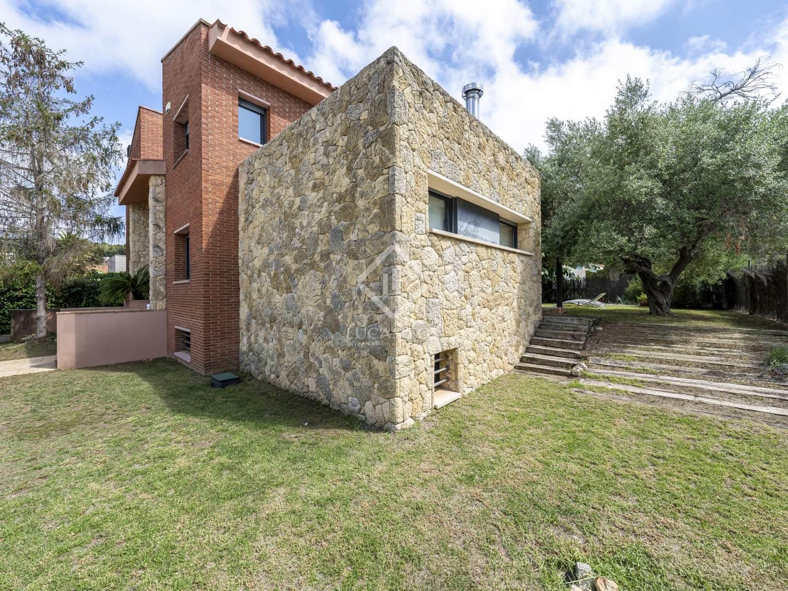 Purchase: House (43008)