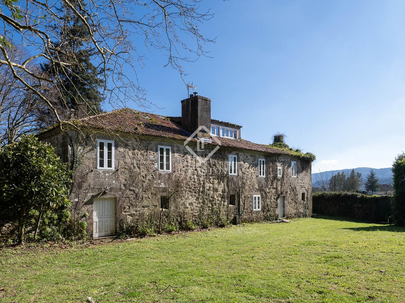 Purchase: House (15886)