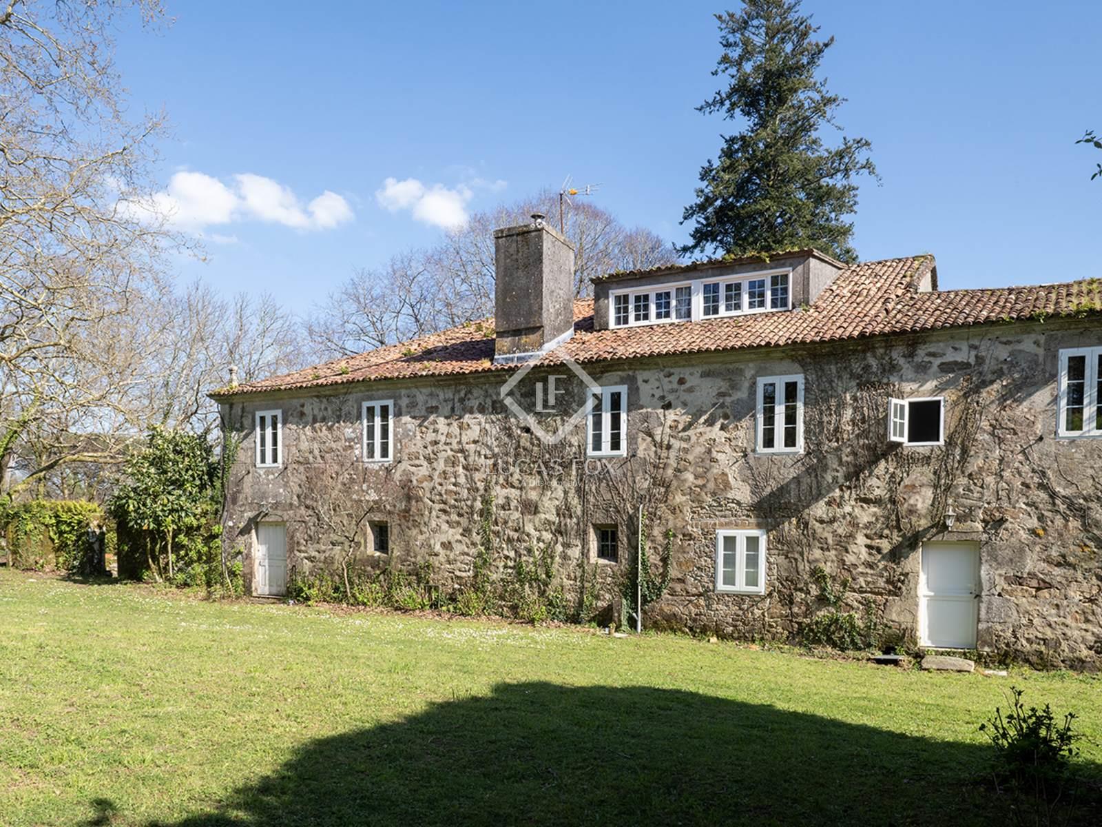 Purchase: House (15886)