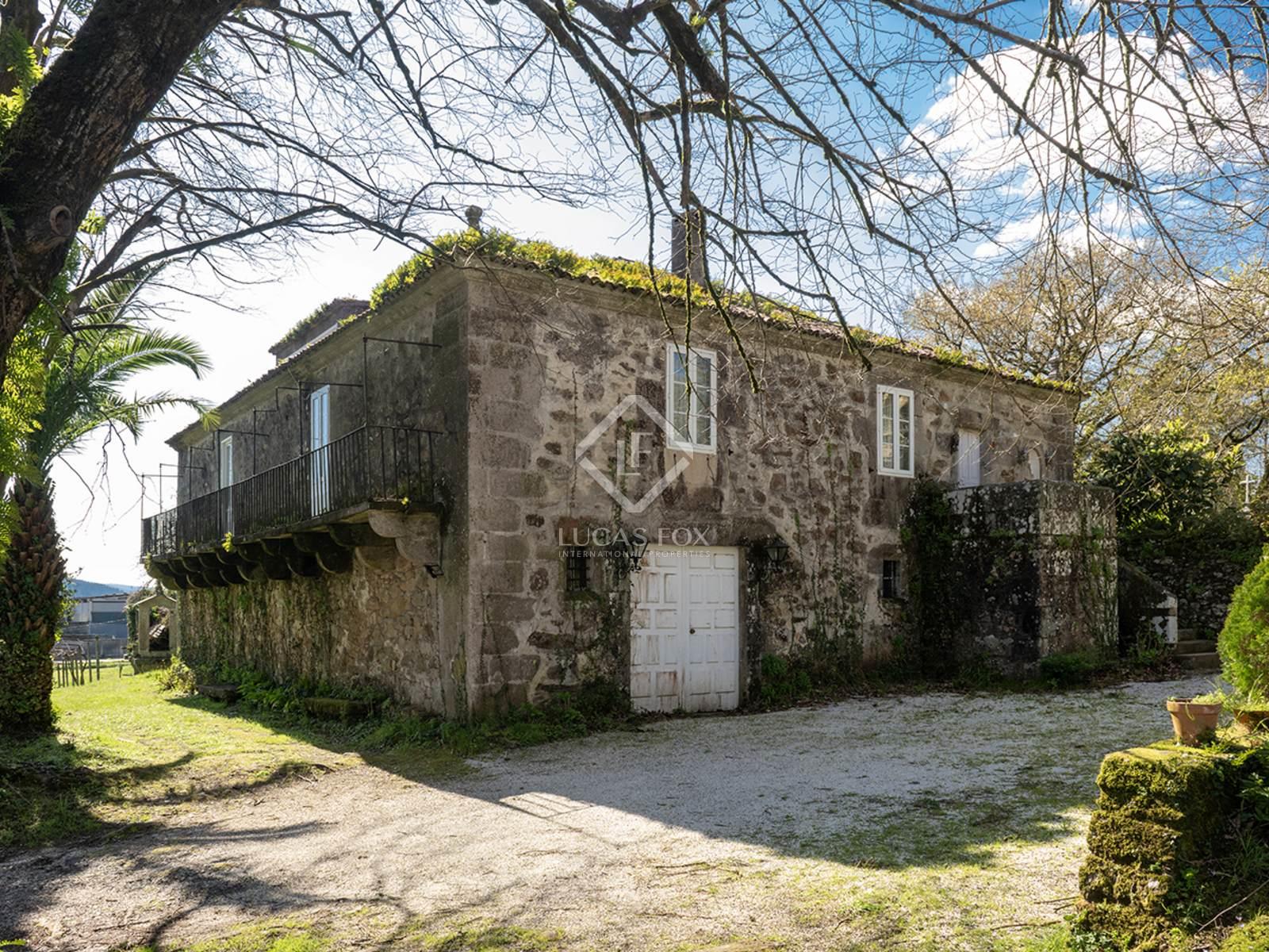 Purchase: House (15886)