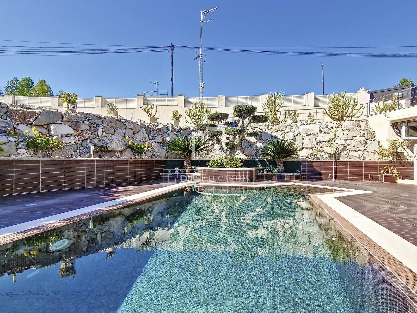 Purchase: House (43881)