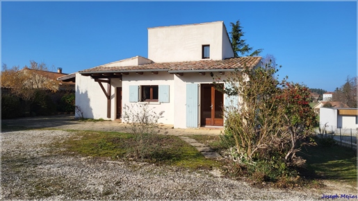 Alboussière: 110 m2 three-bedroom house, adjoining land