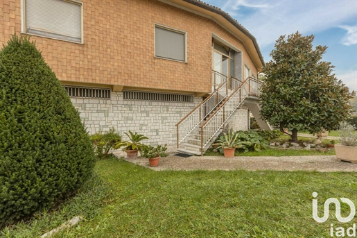 Sale Detached house / Villa 310 m² - 4 bedrooms - Osimo