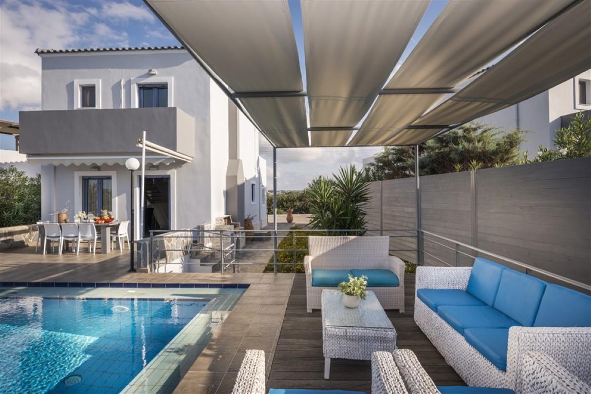 Luxusvillen von 181 m² zum Verkauf in Stavros, Chania: Private Pools und Meerblick