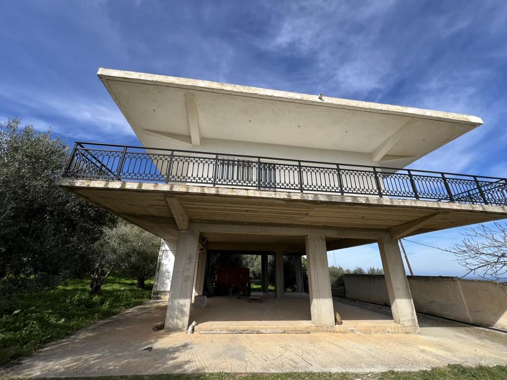A House With The Most Spectacular View In Maleme