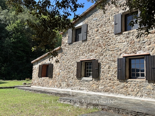 Catalan stone farmhouse from 1802 nestled in the heart of 14 hectares ...