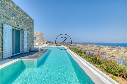 Villa de rêve avec vue sur mer Égée et l'île de Naxos