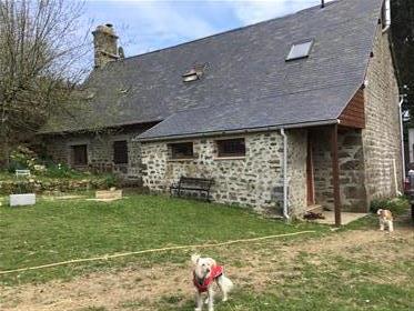 Casa bonita da Normandia de pedra 