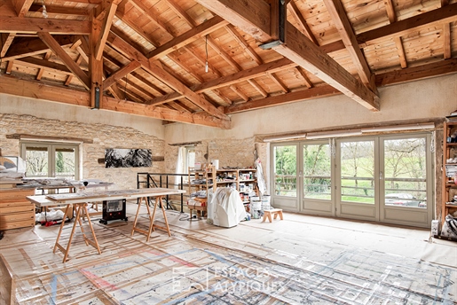 Loft / artist's studio in a hamlet